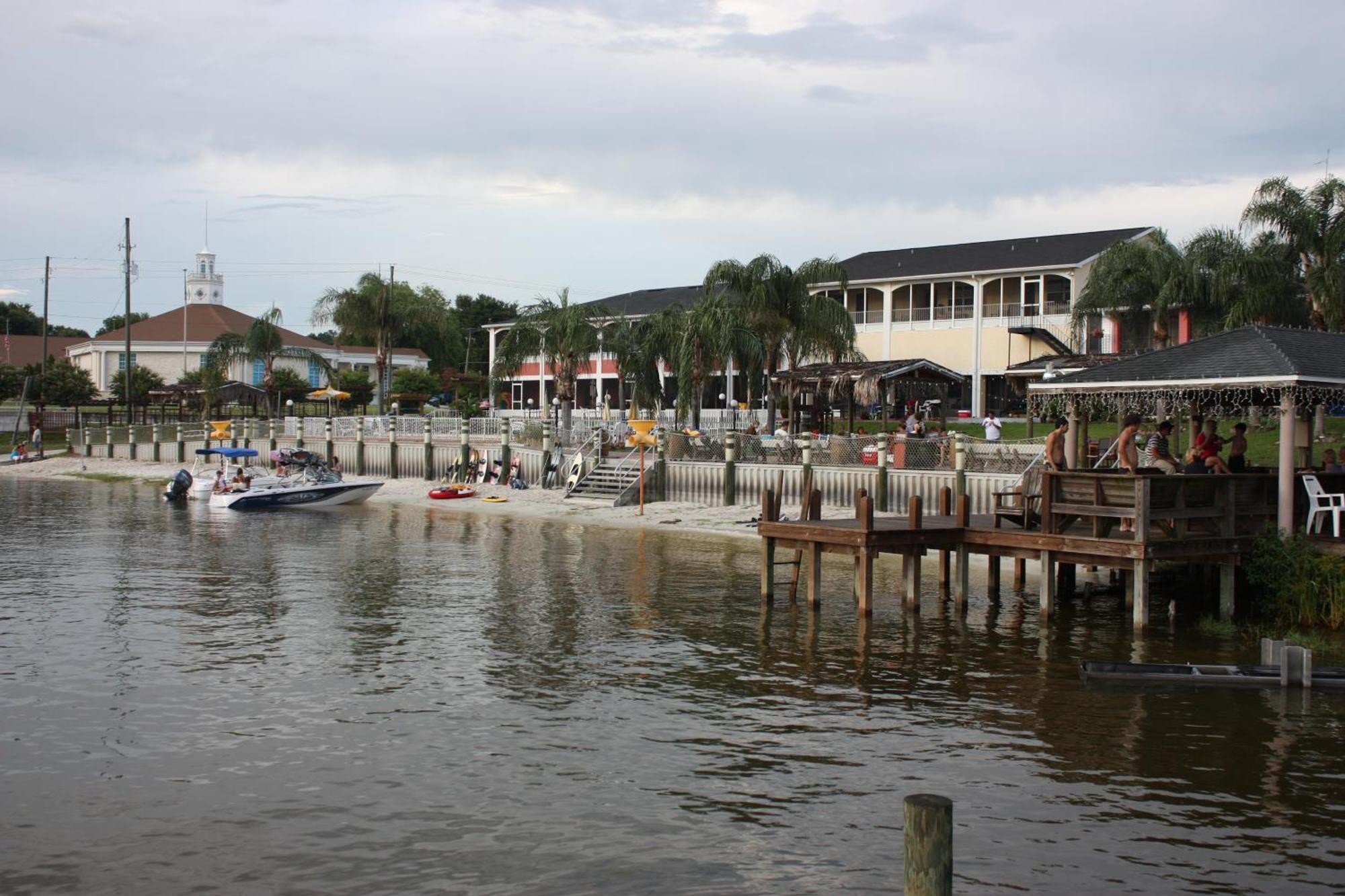Lake Roy Beach Inn - Winter Haven Exterior photo