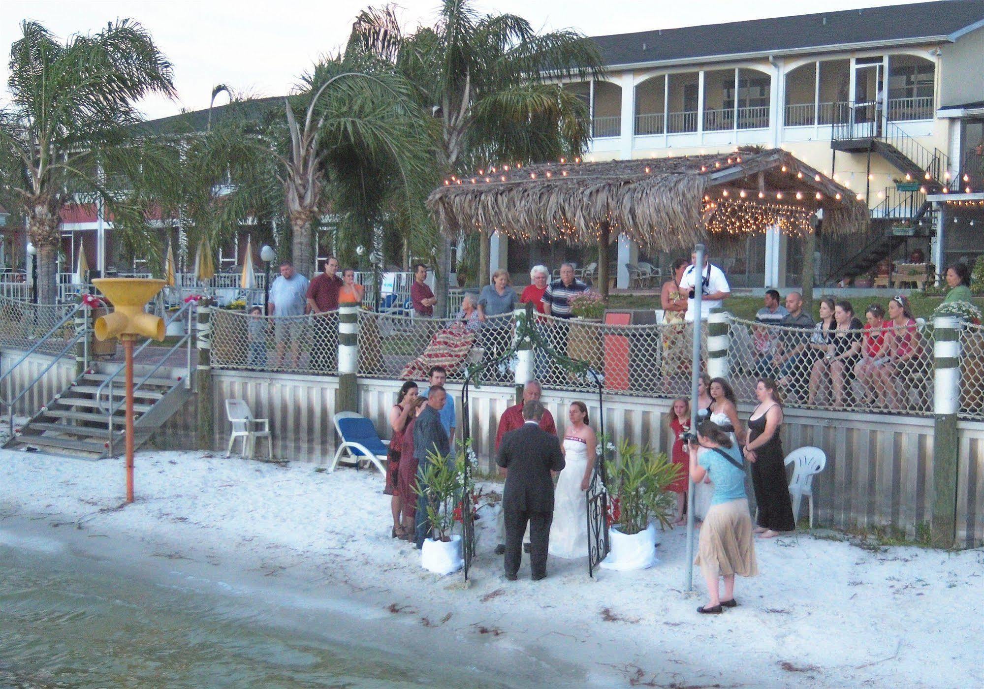 Lake Roy Beach Inn - Winter Haven Exterior photo